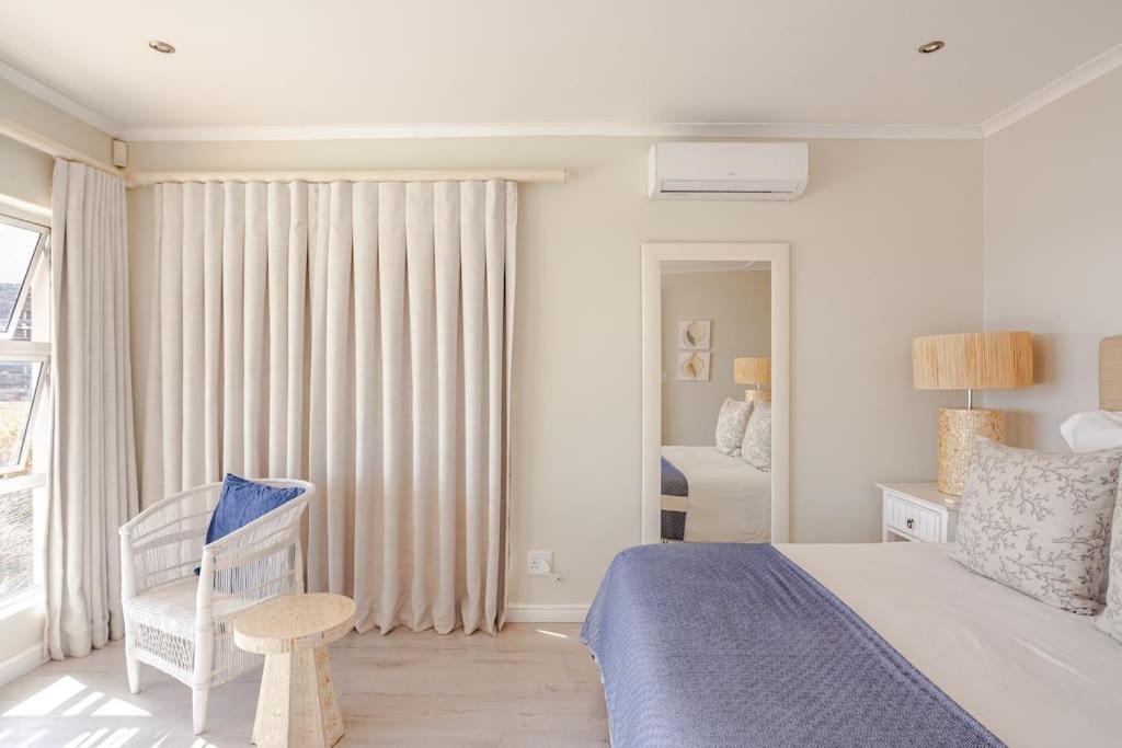 La Petite Baleine Oceanfront Luxury Villa De Kelders Luaran gambar