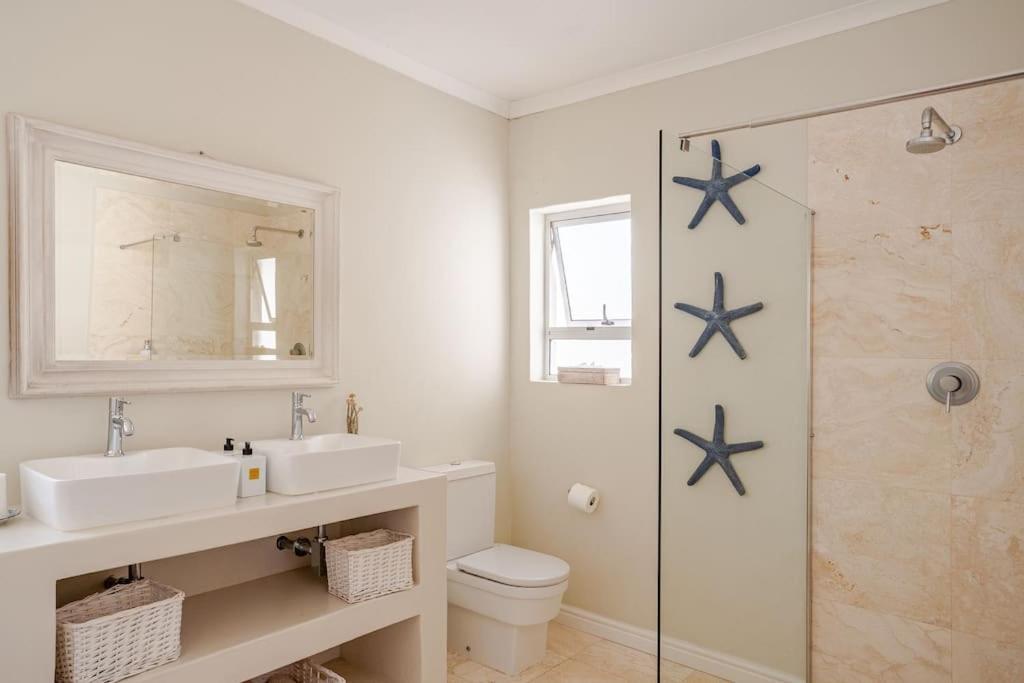 La Petite Baleine Oceanfront Luxury Villa De Kelders Luaran gambar
