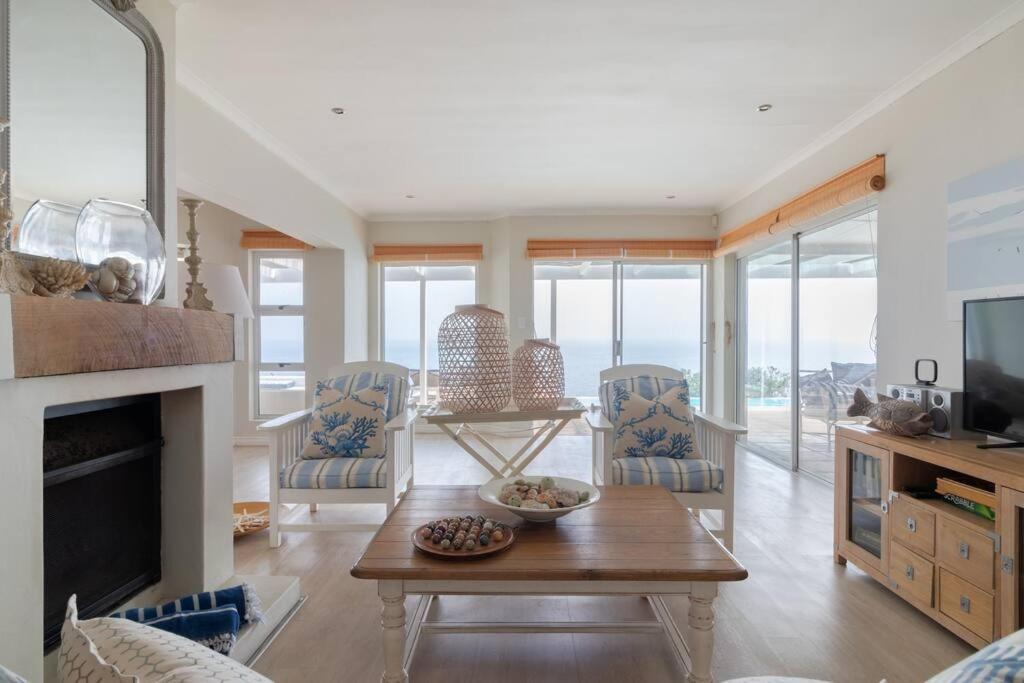 La Petite Baleine Oceanfront Luxury Villa De Kelders Luaran gambar