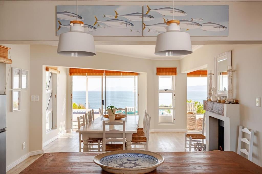La Petite Baleine Oceanfront Luxury Villa De Kelders Luaran gambar
