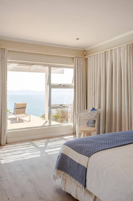 La Petite Baleine Oceanfront Luxury Villa De Kelders Luaran gambar