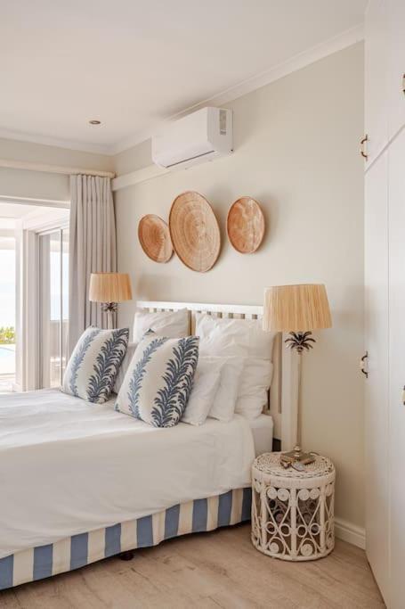 La Petite Baleine Oceanfront Luxury Villa De Kelders Luaran gambar